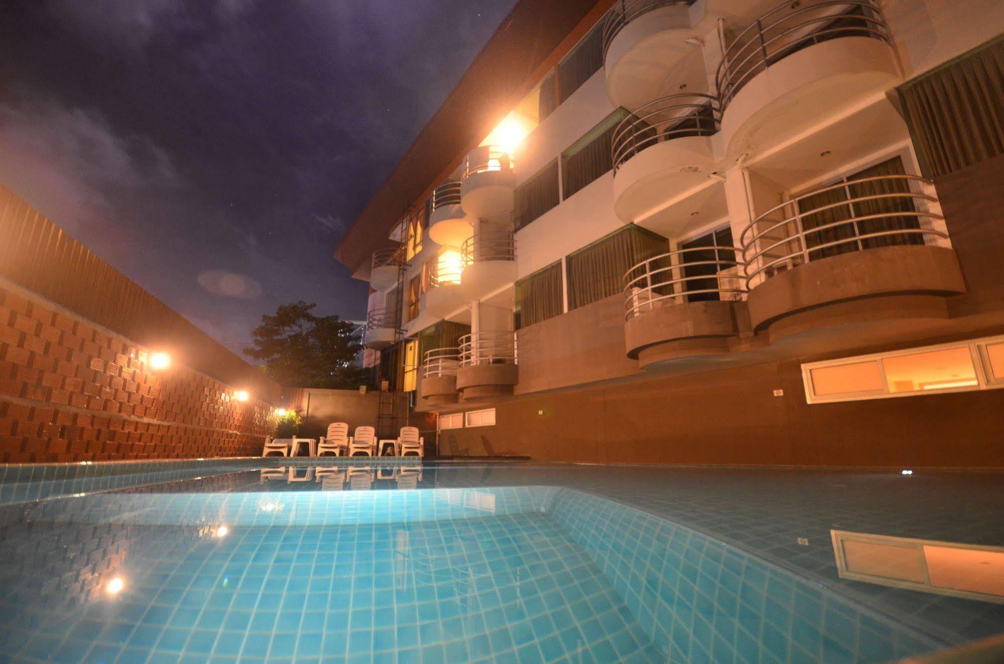 Go Samui Hotel 查汶海滩 外观 照片